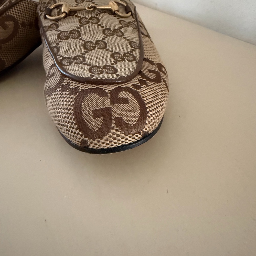 Gucci Brown & Beige GG Canvas Horsebit Slip-On Loafers - Picture 4 of 8
